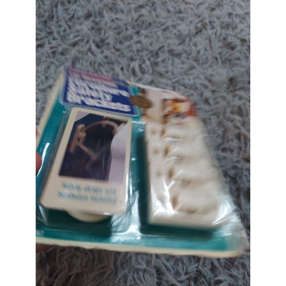 Furniture Safety Straps Brackets Kit Mommys Helper Tip Resistant 02263 NEW - Picture 3 of 7
